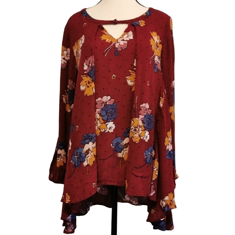 Grace & Lace Floral High-Low Long Sleeve Blouse - Sz M Open To Offers